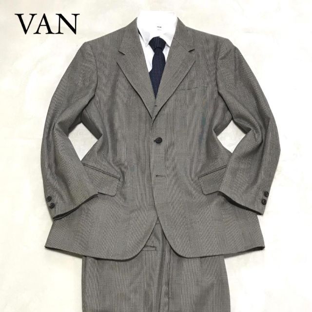 VAN Jacket(ヴァンヂャケット)の【超美品】ヴァンヂャケット セットアップスーツ グレー 段返り3B チェック L メンズのスーツ(セットアップ)の商品写真