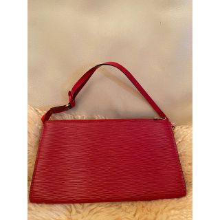 LOUIS VUITTON - 美品 ルイヴィトン エピ赤 エピ ポシェット アクセ