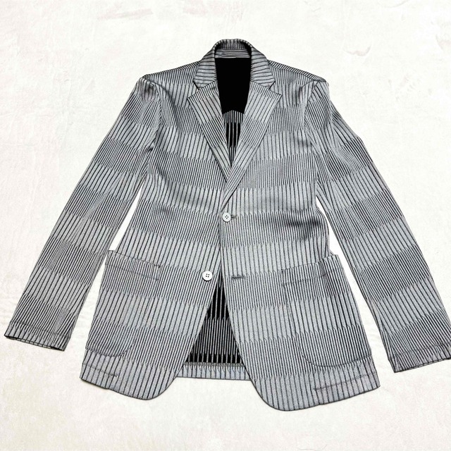 ✨希少美品✨ISSEY MIYAKE MEN プリーツジャケット 2サイズ 光沢