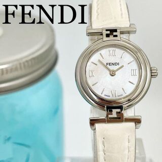 FENDI - 459 FENDI フェンディ時計　レディース腕時計　ホワイト　シェル　人気
