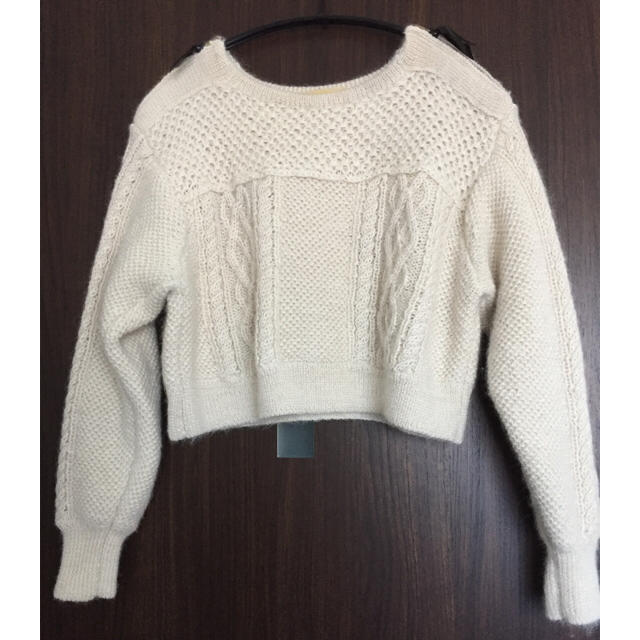 商舗 美品 おしゃれ TOGAPULLA トーガプルラ デザインニット