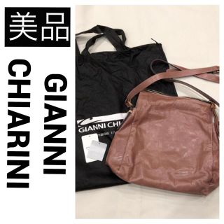 イエナ(IENA)の【美品】 GIANNI CHIARINI  ジャンニキャリーニ ショルダーバッグ(ショルダーバッグ)