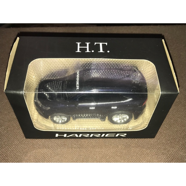 希少 トヨタ 60 後期 ハリアー スパークリングブラック プルバックカー エンタメ/ホビーのおもちゃ/ぬいぐるみ(ミニカー)の商品写真