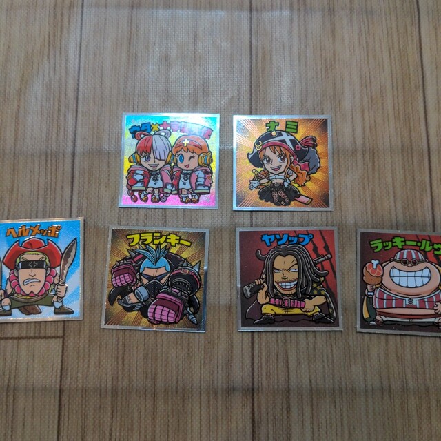 ONE PIECE(ワンピース)のワンピースマンチョコ RED　6枚 エンタメ/ホビーのアニメグッズ(その他)の商品写真