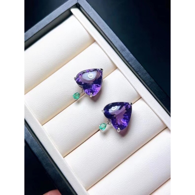 キナリ・ベージュ 【天然】アメジスト ピアス s925 19*12*12mm
