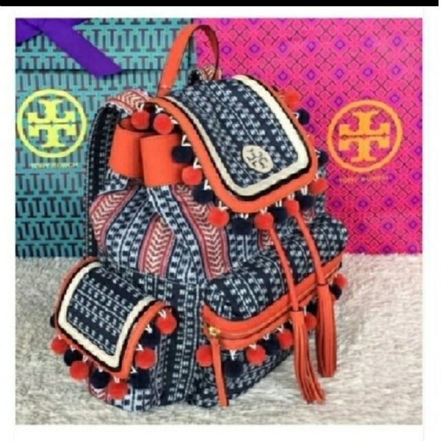 美品 Tory Burch トリーバーチ バックパック 保存袋付 ブラック