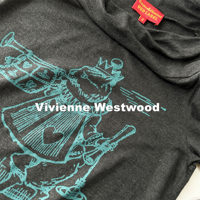 Vivienne Westwood(ヴィヴィアンウエストウッド)の【Vivienne Westwood】クラウンネコORBロゴ オフ カットソー レディースのトップス(カットソー(長袖/七分))の商品写真