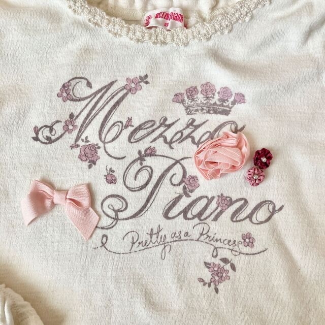 mezzo piano(メゾピアノ)のメゾピアノ　長袖カットソー　100 キッズ/ベビー/マタニティのキッズ服女の子用(90cm~)(Tシャツ/カットソー)の商品写真