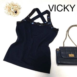 ビッキー(VICKY)のビッキー♡スパンコール ニットキャミ♡ブラック 黒(ニット/セーター)