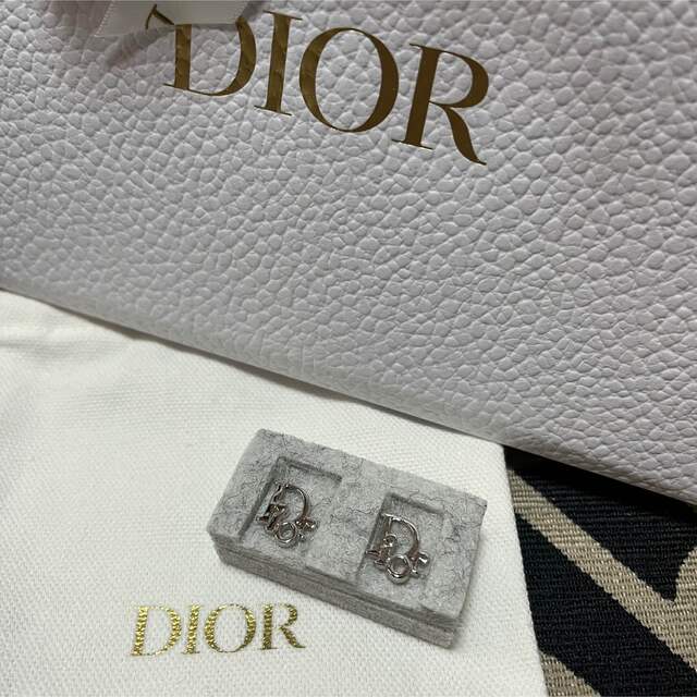 Christian Dior(クリスチャンディオール)の専用 レディースのアクセサリー(ピアス)の商品写真