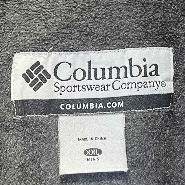 Columbia(コロンビア)の【Columbia】コロンビア　ナイロンジャケット　XXL レッド　ゴールド刺繍 メンズのジャケット/アウター(マウンテンパーカー)の商品写真