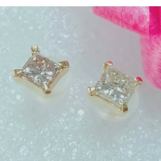 新品Ｋ18イエローゴールド天然ダイヤモンド????ピアス計0.40CT