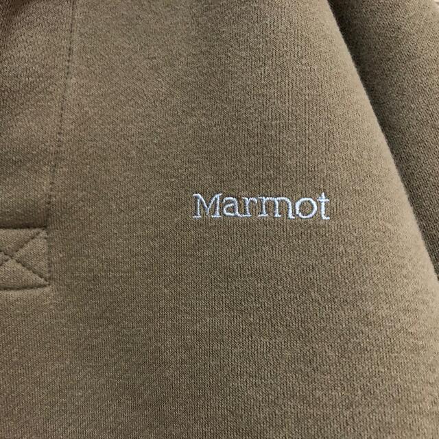 MARMOT(マーモット)の【マーモット】スウェット　刺繍ロゴ　ワンポイントロゴ　ベージュ　ラグランK２ メンズのトップス(スウェット)の商品写真