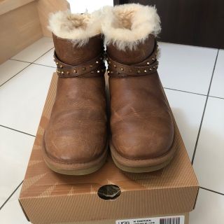 アグ(UGG)の着用10回前後 激レア希少モデルUGG W EMERSEN CHEムートンブーツ(ブーツ)