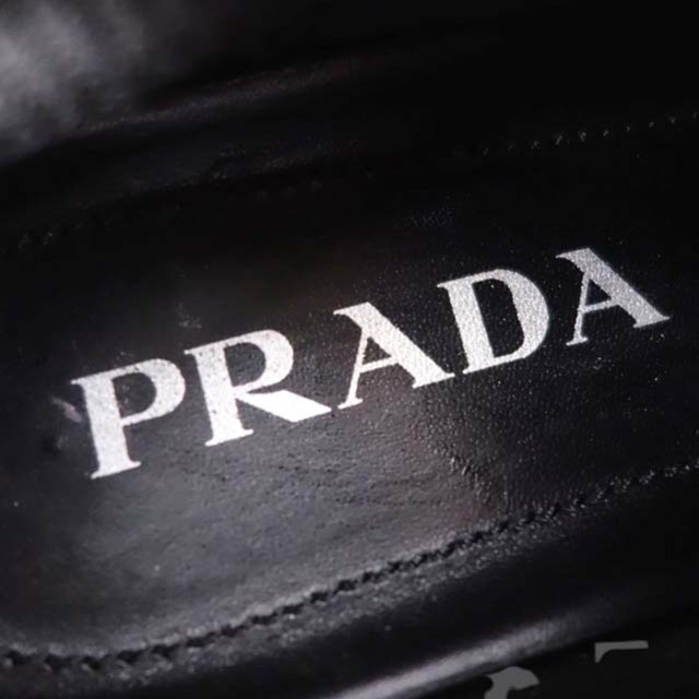 PRADA(プラダ)の美品 プラダ PRADA スニーカー ニット ソックススニーカー ロゴ レディース シューズ 靴 36.5(23.5cm相当) ブラック レディースの靴/シューズ(スニーカー)の商品写真