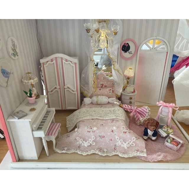 ドールハウス♡ 完成品 ハンドメイドのおもちゃ(ミニチュア)の商品写真
