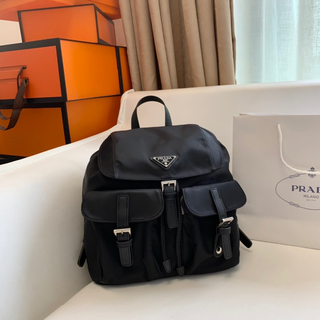 PRADA - プラダ PRADA リュック バッグパック 三角ロゴプレート