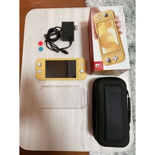 ニンテンドウ(任天堂)のNintendo Switch NINTENDO SWITCH LITE イエ…(携帯用ゲーム機本体)