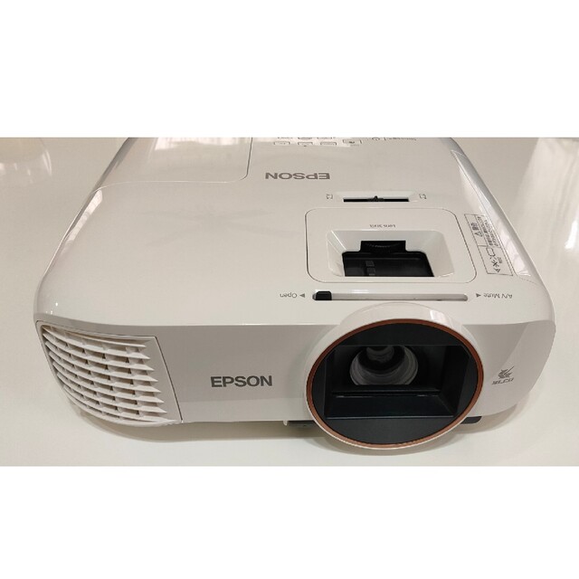 EPSON ホームプロジェクター dreamio EH-TW5750 【超ポイントバック祭】 51.0%OFF