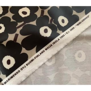 マリメッコ(marimekko)の新品★marimekko はぎれ　撥水加工　生地　ミニウニッコ　コーヒー　PVC(生地/糸)