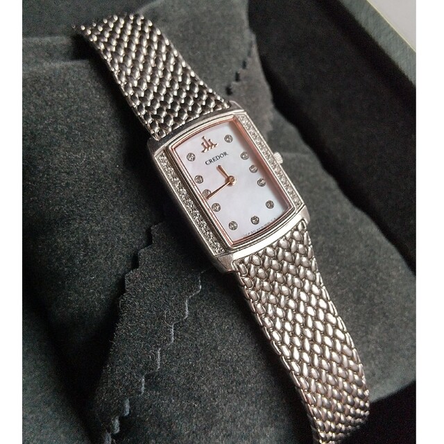 SEIKO(セイコー)のセイコー クレドール シグノ 美品 白蝶貝 29Pダイヤ レディースクォーツ レディースのファッション小物(腕時計)の商品写真