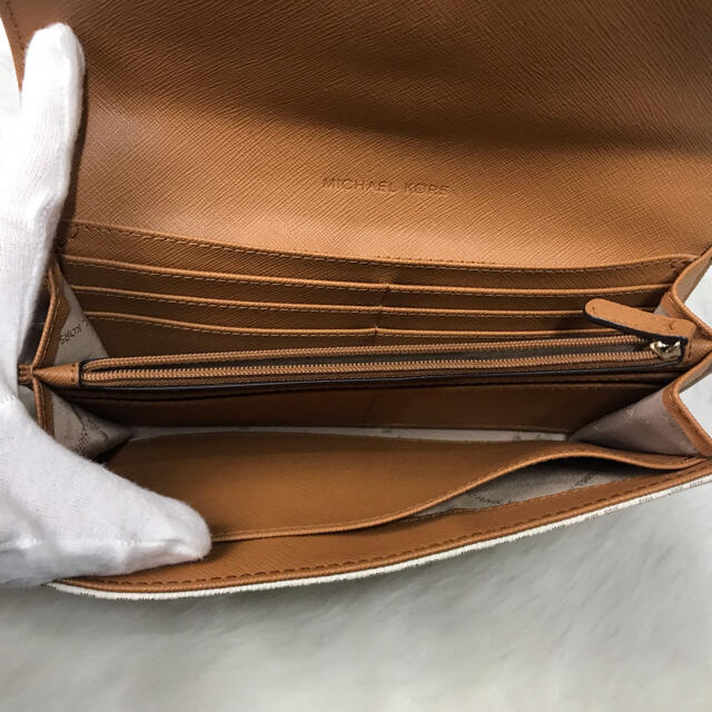 Michael Kors - RR426 マイケルコース 長財布 ホワイト✖️ブラウンの