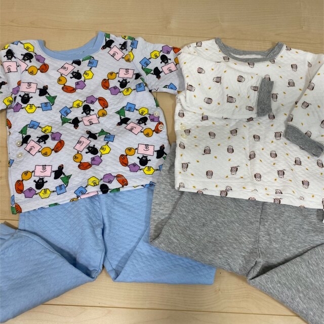 UNIQLO(ユニクロ)のユニクロ 100サイズ パジャマセット 2枚 キルティング ベビー キッズ キッズ/ベビー/マタニティのキッズ服男の子用(90cm~)(パジャマ)の商品写真