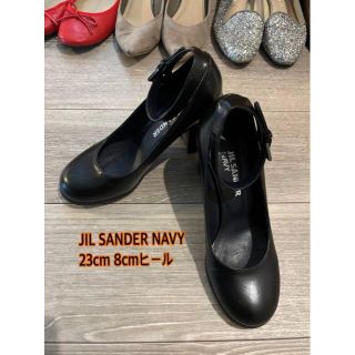 ジルサンダー(Jil Sander)の【定番】ジルサンダーネイビー　ストラップパンプス　チャンキーヒール　8cmヒール(ハイヒール/パンプス)