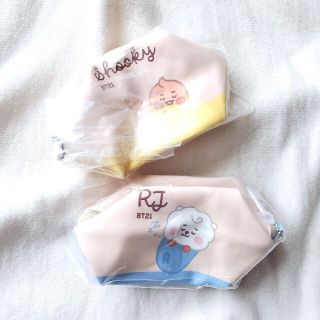 ビーティーイシビル(BT21)のBT21/ポーチコレクション RJ SHOOKY ジン ユンギ(キャラクターグッズ)