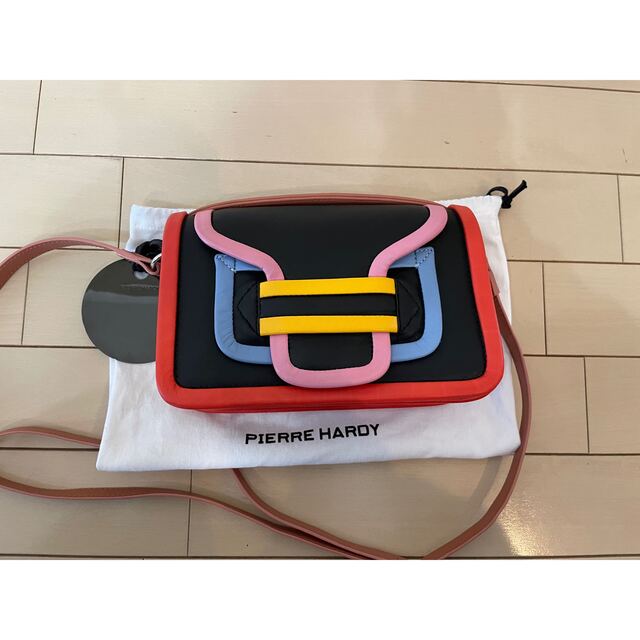 全国宅配無料 PIERRE HARDY 美品 ピエールアルディ バッグ