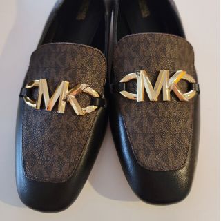 マイケルコース(Michael Kors) ローファー/革靴(レディース)の通販 39