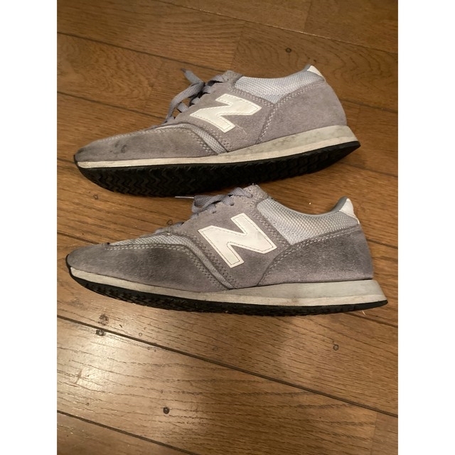 New Balance(ニューバランス)の【ニューバランス】CW620 グレー レディースの靴/シューズ(スニーカー)の商品写真