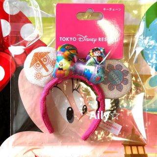 ディズニー(Disney)の新作♡ イッツアスモールワールド　カチューシャ　キーチェーン　ディズニーリゾート(キャラクターグッズ)