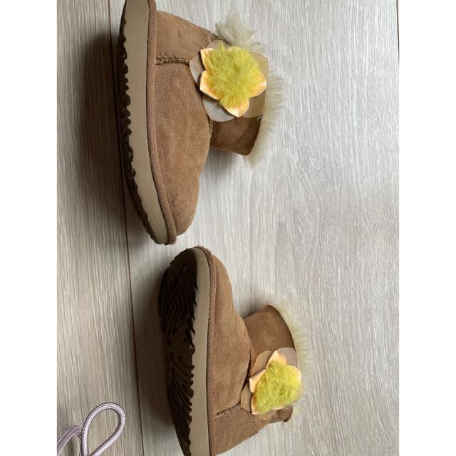 UGG(アグ)のUGG ベビー　キッズ　ムートンブーツ　16cm キッズ/ベビー/マタニティのキッズ靴/シューズ(15cm~)(ブーツ)の商品写真