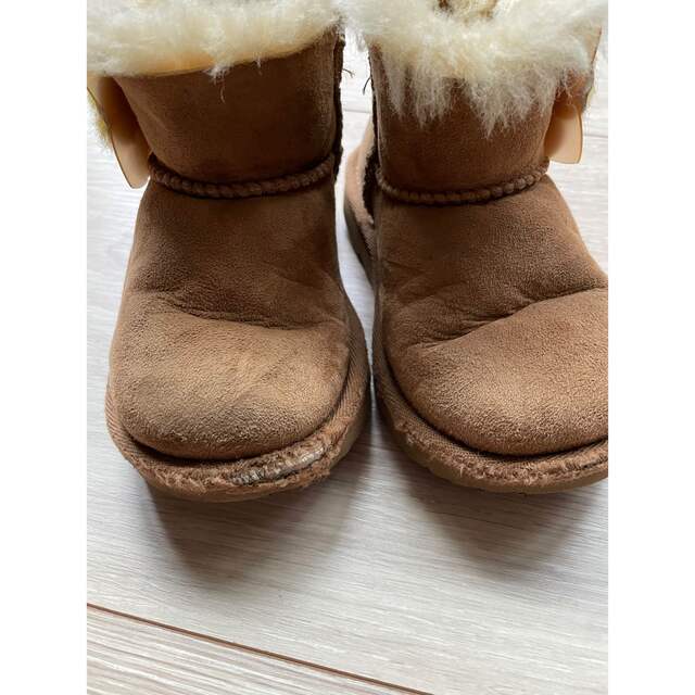 UGG(アグ)のUGG ベビー　キッズ　ムートンブーツ　16cm キッズ/ベビー/マタニティのキッズ靴/シューズ(15cm~)(ブーツ)の商品写真