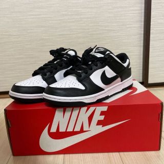 NIKE WMNS DUNK LOW WHITE/BLACK 24.5cm