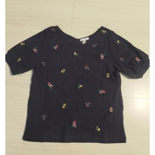 オリーブデオリーブ(OLIVEdesOLIVE)の花柄刺繍のTシャツ　オリーブデオリーブ(Tシャツ(半袖/袖なし))