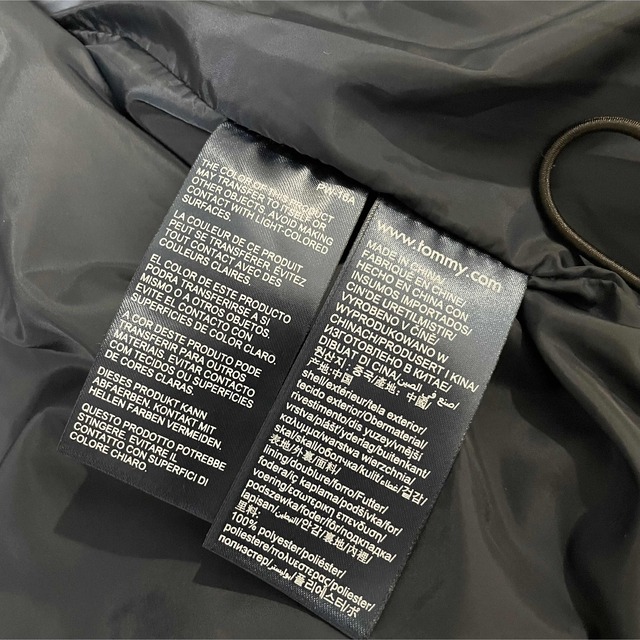 TOMMY HILFIGER(トミーヒルフィガー)のトミーヒルフィガー　ジャケット　ブラック　Lサイズ メンズのジャケット/アウター(ナイロンジャケット)の商品写真