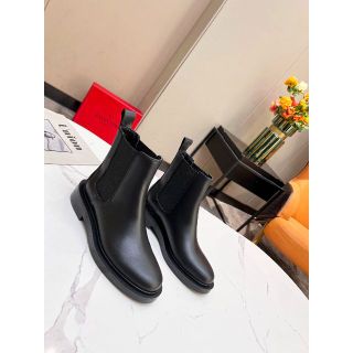 ヴァレンティノ サイドゴアの通販 15点 | VALENTINOを買うならラクマ