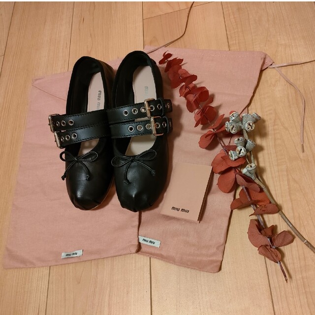 miumiu(ミュウミュウ)のMIU MIU バレエシューズ レザー ベルト レディースの靴/シューズ(バレエシューズ)の商品写真