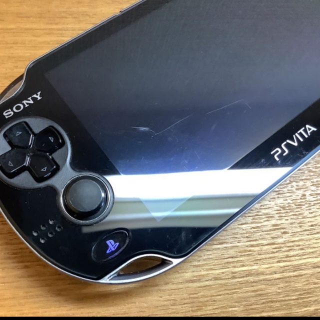 お得セット PS 完品 ☆12時間以内発送☆良品 VITA ブラック pch-1000