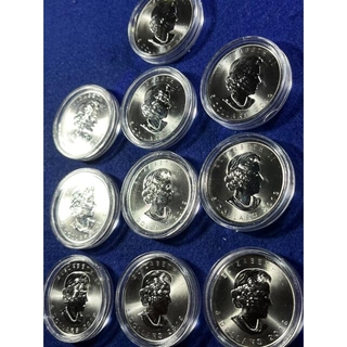 純銀地金型カナダメイプルリーフ1オンス銀貨　美品銀貨正規購入品