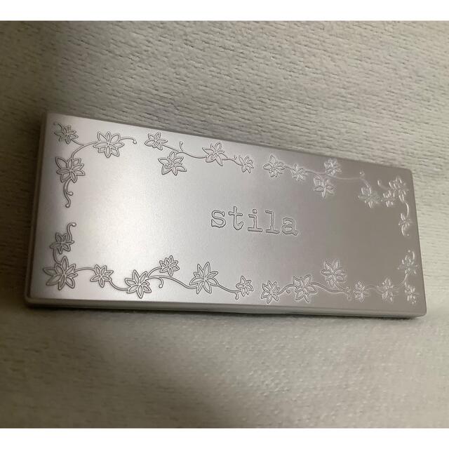 stila(スティラ)のStila スティラ　ケース コスメ/美容のベースメイク/化粧品(アイシャドウ)の商品写真