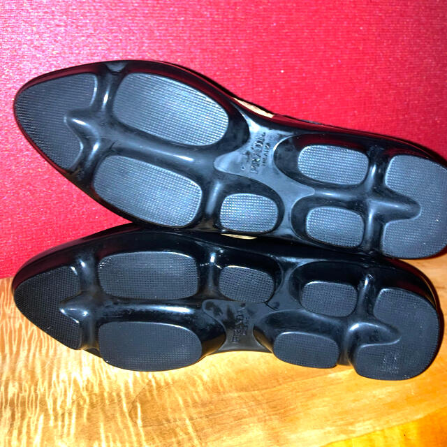PRADA(プラダ)の⭐️未使用⭐️プラダブーツ⭐️リングマークリザード⭐️ レディースの靴/シューズ(ブーツ)の商品写真