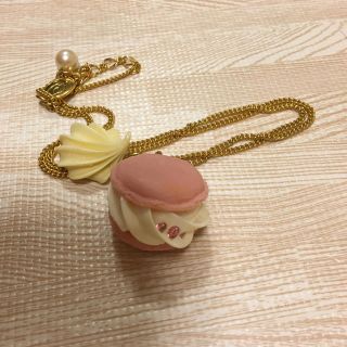 キューポット(Q-pot.)のQ-pot. マカロン ネックレス ピンク(ネックレス)