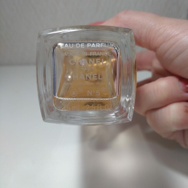 CHANEL(シャネル)のなすびさん専用　CHANEL　No5　オープルミエール　75ml　香水 コスメ/美容のボディケア(その他)の商品写真