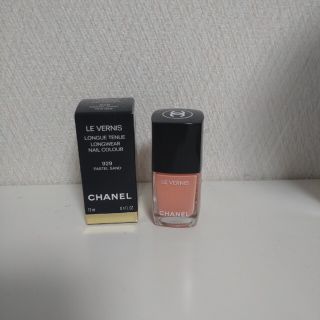 シャネル(CHANEL)のCHANEL　ネイル　929 限定カラー(マニキュア)