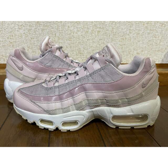 NIKE(ナイキ)のNIKE WMNS AIR MAX 95  23.0cm レディースの靴/シューズ(スニーカー)の商品写真