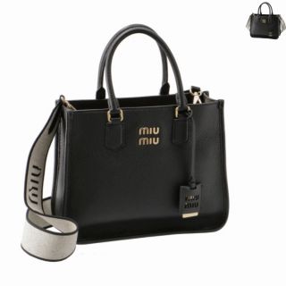 ミュウミュウ(miumiu)のミュウミュウ MIU MIU ショルダーバッグ ロゴストラップ トートバッグ 5BA249ROO 2F57 (ハンドバッグ)