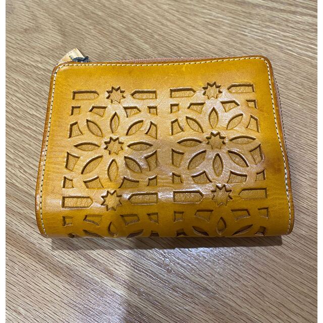 genten ゲンテン カットワーク 二つ折り財布 美品